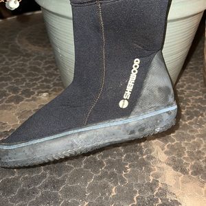 Sherwood diving boots